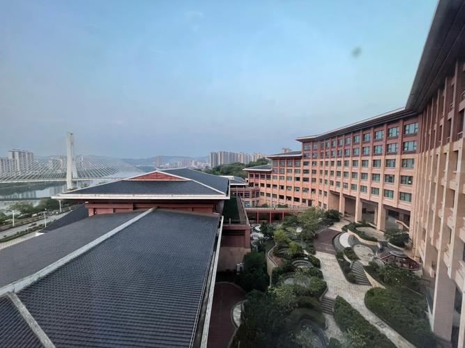 江西庐山西海星棋酒店有何特色？-第2张图片-花冠旅游服务