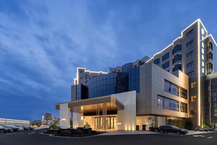 晋江华达大酒店有何特色或服务？-第1张图片-花冠旅游服务