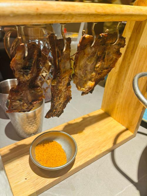 楼兰故事餐厅，新疆味儿里藏着什么秘密？-第1张图片-花冠旅游服务