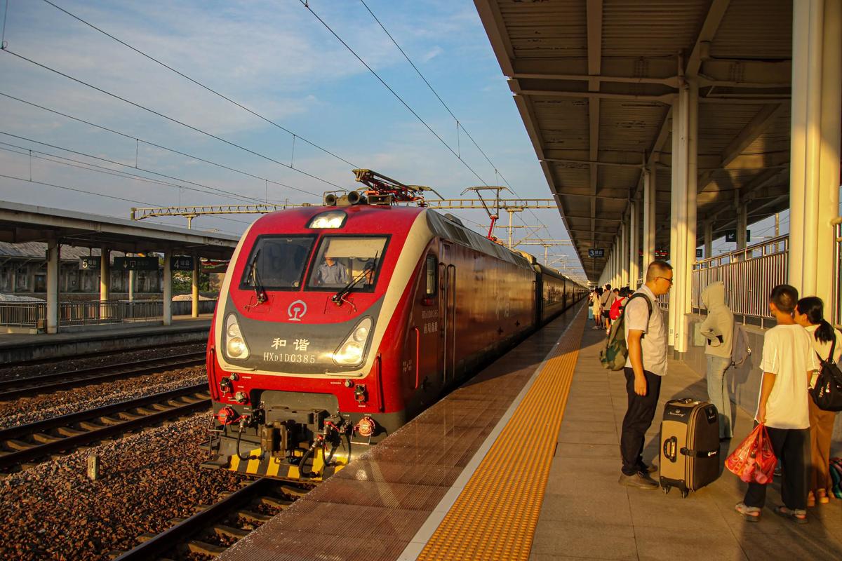 驻马店到湛江西火车怎么坐？-第3张图片-花冠旅游服务