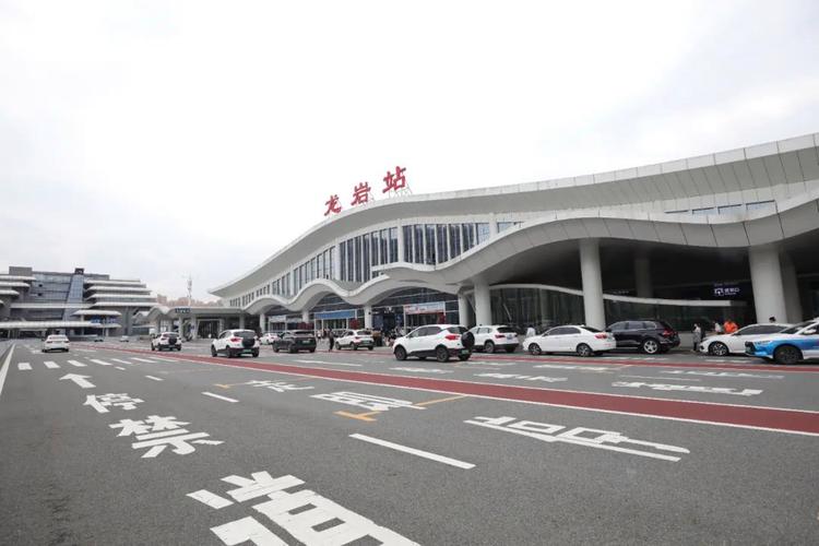 福建龙岩附近高铁站有哪些?-第1张图片-花冠旅游服务 福建龙岩附近高铁站有哪些?-第1张图片-花冠旅游服务