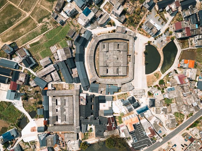 江西龙南到广州列车时刻表查询？-第1张图片-花冠旅游服务