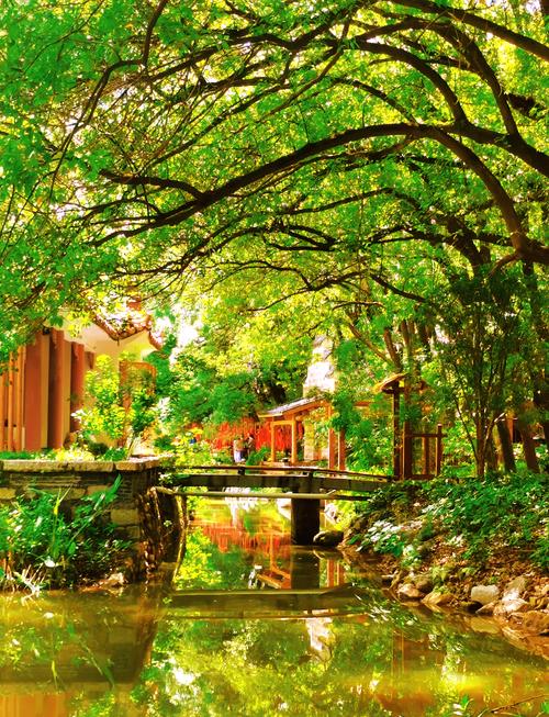 江西南昌什么地方好玩-第2张图片-花冠旅游服务