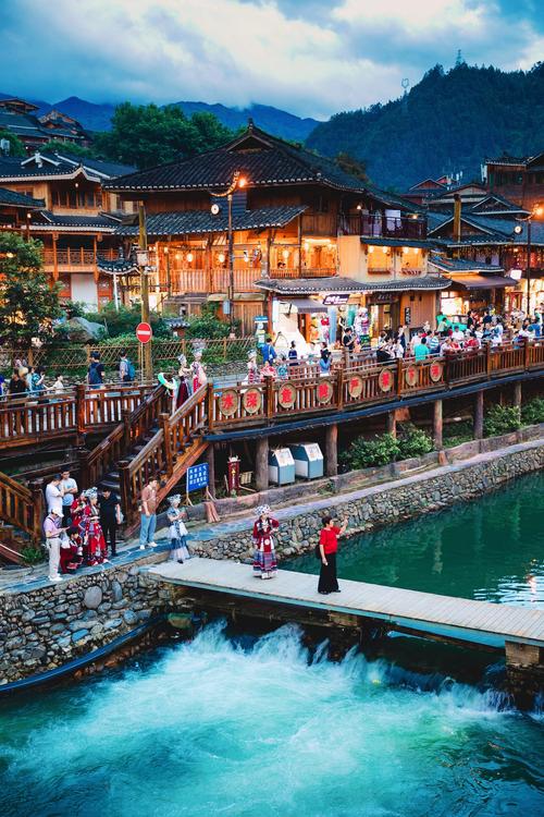 凯里南到江西千户苗寨怎么走？-第1张图片-花冠旅游服务