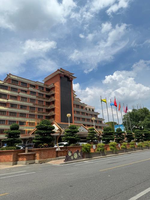 福建省委党校周边有哪些酒店推荐？-第1张图片-花冠旅游服务