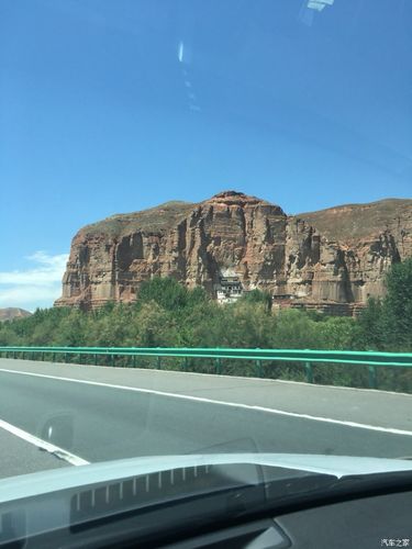 新疆福建大酒店住宿体验如何？-第3张图片-花冠旅游服务