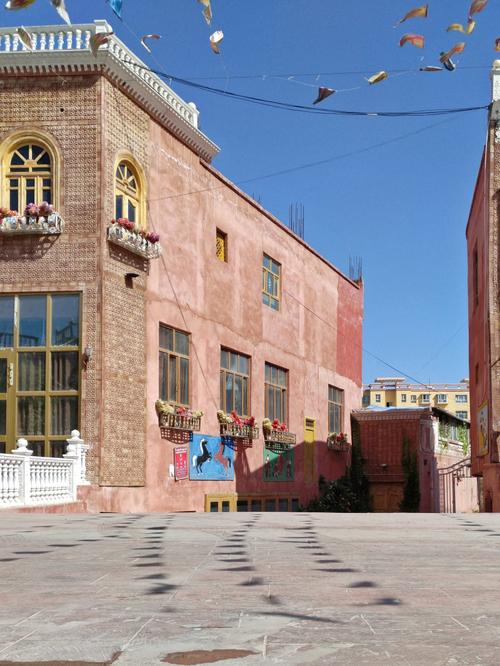 喀什英吉沙县有何独特魅力与故事？-第2张图片-花冠旅游服务