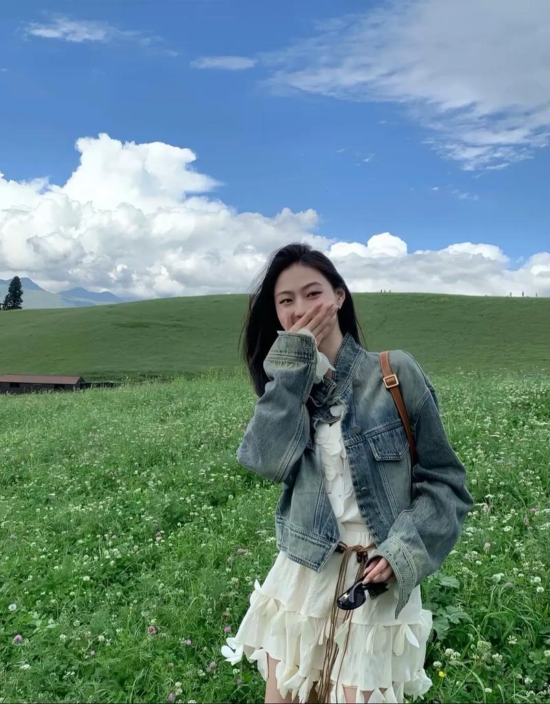 7月新疆穿搭指南？夏季必备衣物有哪些？-第2张图片-花冠旅游服务