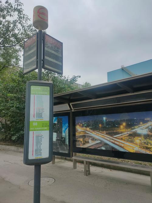 长江西路江杨南路路口现状如何?-第3张图片-花冠旅游服务 长江西路江杨南路路口现状如何?-第3张图片-花冠旅游服务