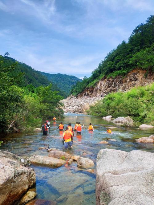 江西雾源漂流好玩吗?-第2张图片-花冠旅游服务 江西雾源漂流好玩吗?-第2张图片-花冠旅游服务