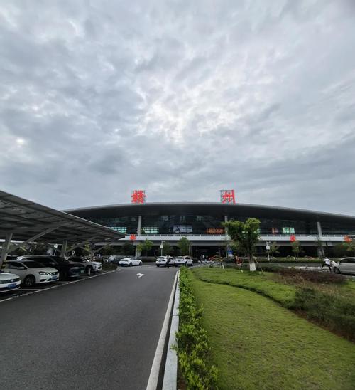 赣州有机场吗？-第1张图片-花冠旅游服务