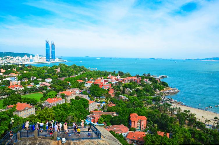 福建有哪些好玩又好吃的地方?-第1张图片-花冠旅游服务 福建有哪些好玩又好吃的地方?-第1张图片-花冠旅游服务