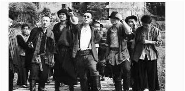 南昌长巷村黑势力为何猖獗？-第2张图片-花冠旅游服务