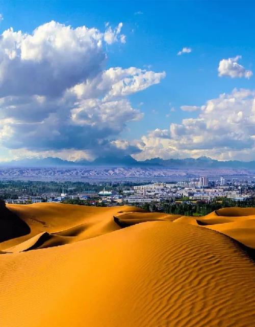 新疆的沙漠具体叫什么名字？-第3张图片-花冠旅游服务