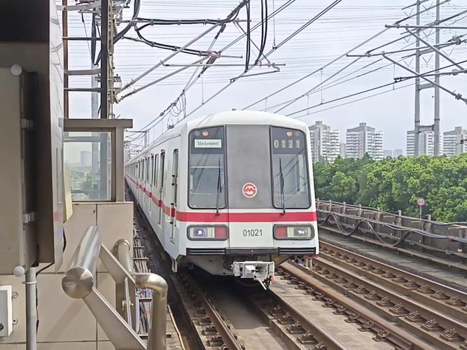 共和新路长江西路地铁怎么换乘？-第2张图片-花冠旅游服务