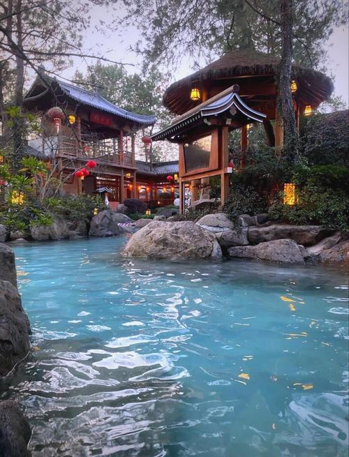 江西哪里能泡温泉?-第1张图片-花冠旅游服务 江西哪里能泡温泉?-第1张图片-花冠旅游服务