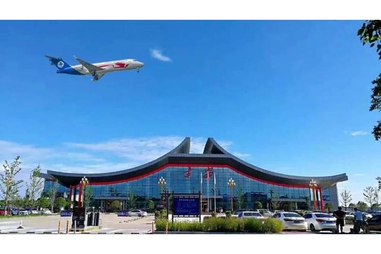 井冈山机场具体位于何处？-第1张图片-花冠旅游服务