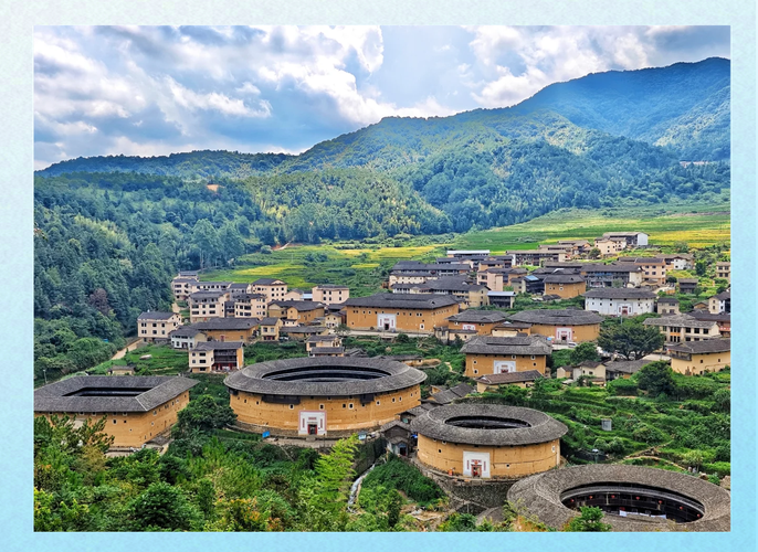 福建初溪土楼黄金梯田-第2张图片-花冠旅游服务