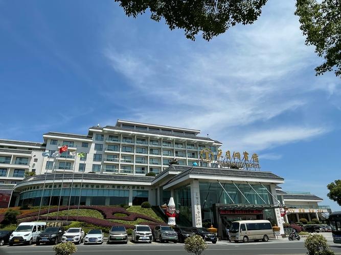 福建三明泰宁汉唐酒店有何特色？-第2张图片-花冠旅游服务