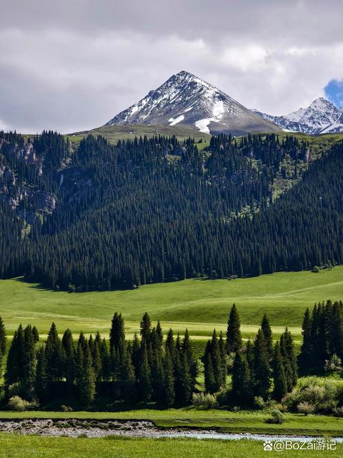 新疆景点图片大全有哪些值得一看？-第3张图片-花冠旅游服务