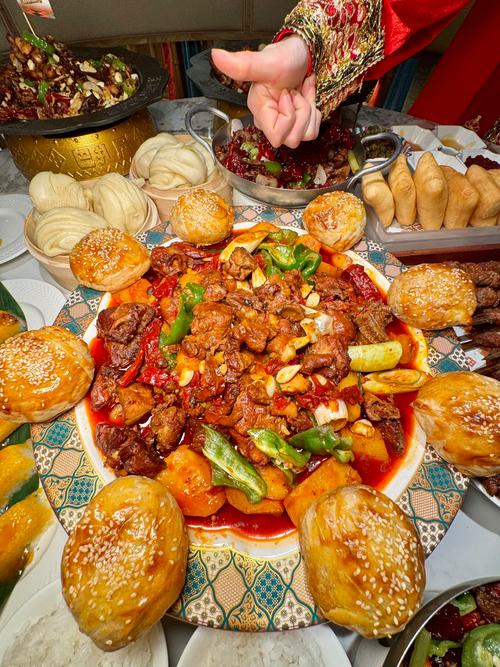 乌鲁木齐新疆第一盘,为何是它?-第1张图片-花冠旅游服务 乌鲁木齐新疆第一盘,为何是它?-第1张图片-花冠旅游服务