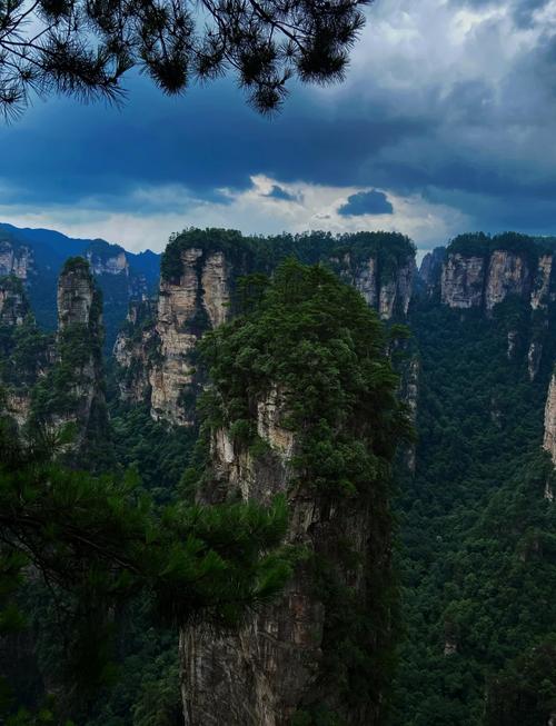 江西到张家界多少公里？-第2张图片-花冠旅游服务