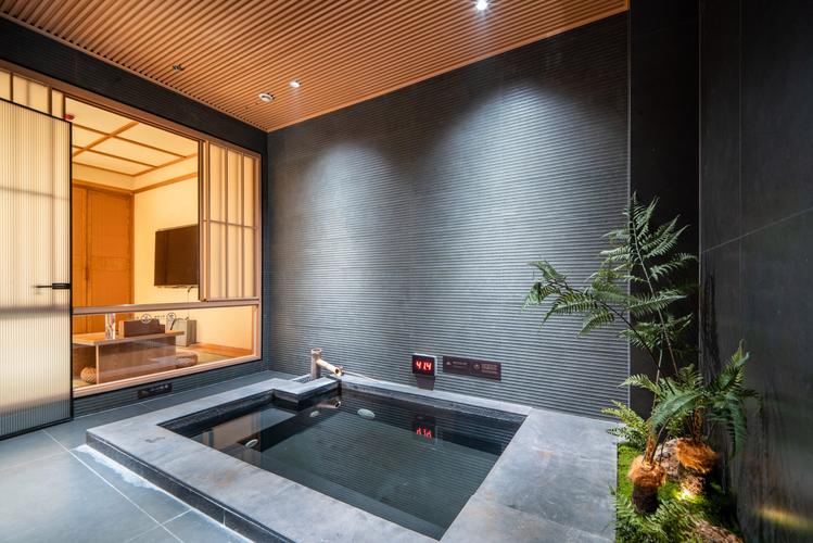 江西室内温泉房酒店哪家好？-第2张图片-花冠旅游服务