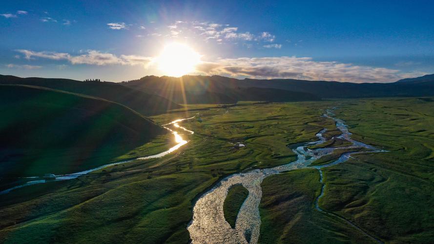 新疆8月日出日落时间具体几点?-第2张图片-花冠旅游服务 新疆8月日出日落时间具体几点?-第2张图片-花冠旅游服务