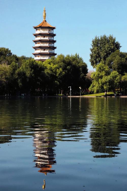 新疆奎屯市好玩的地方-第1张图片-花冠旅游服务 新疆奎屯市好玩的地方-第1张图片-花冠旅游服务