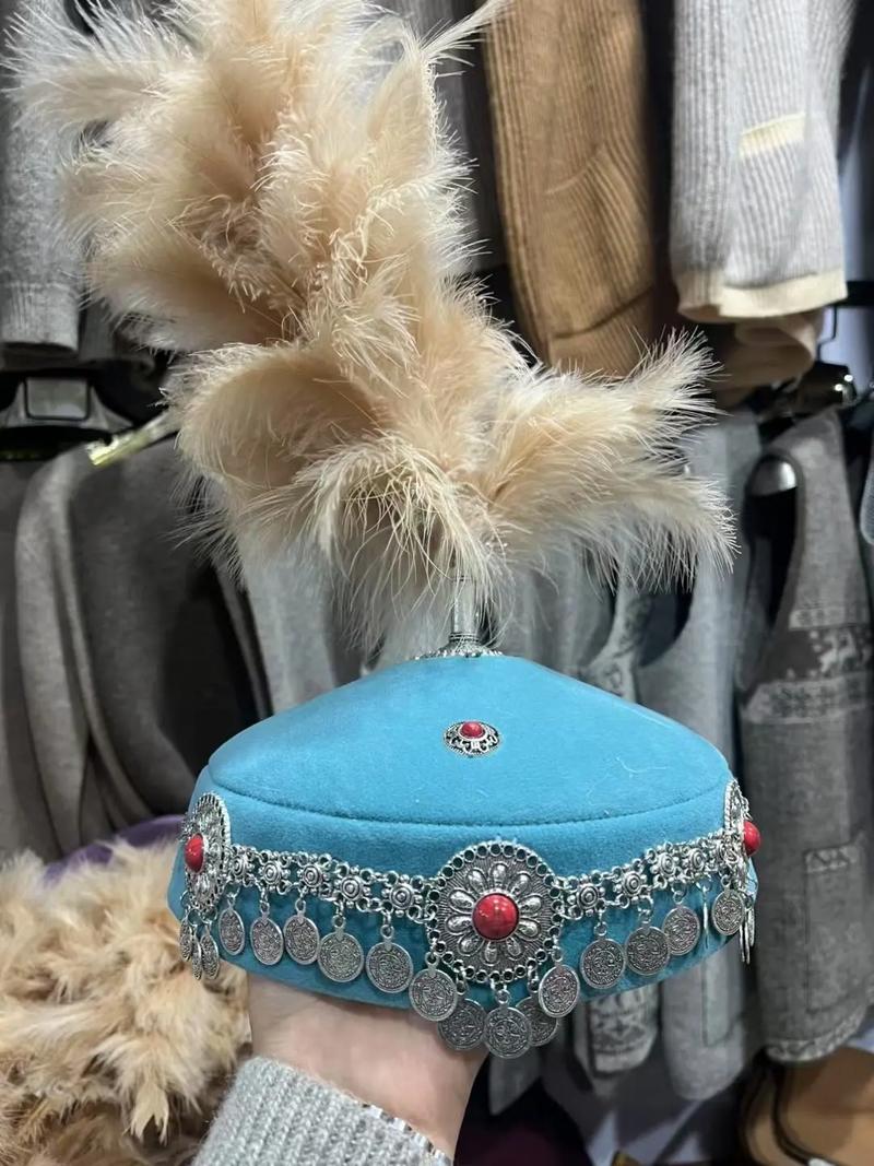 去新疆旅游带什么帽子-第2张图片-花冠旅游服务 去新疆旅游带什么帽子-第2张图片-花冠旅游服务