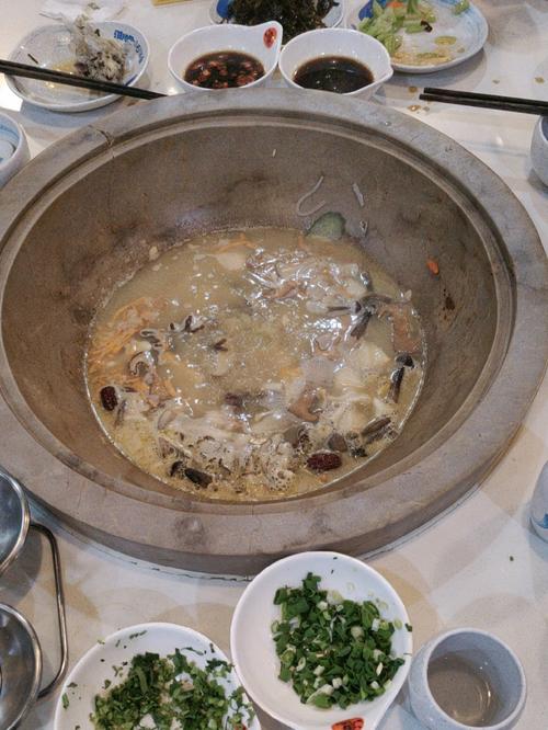 江西南昌安义野味饭店有何特色？-第1张图片-花冠旅游服务