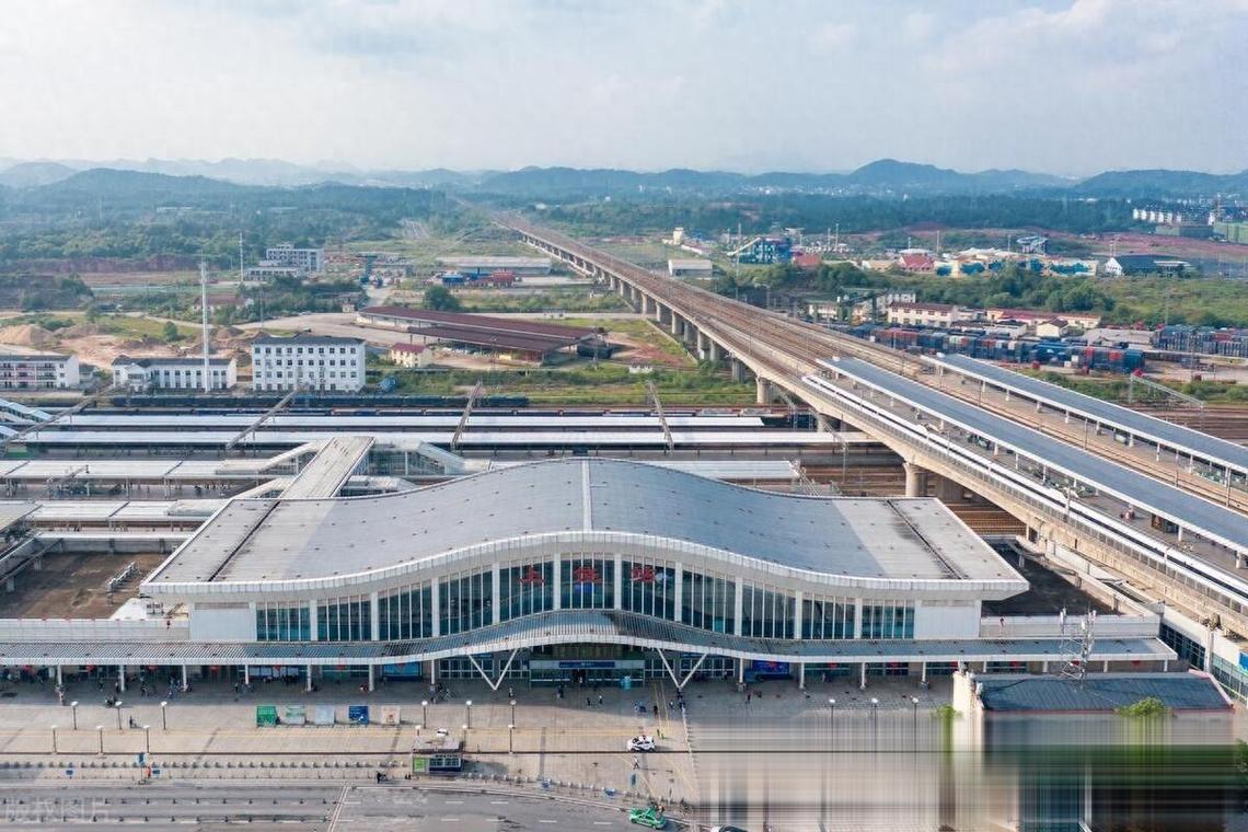 江西鹰潭到广州火车怎么坐？-第2张图片-花冠旅游服务