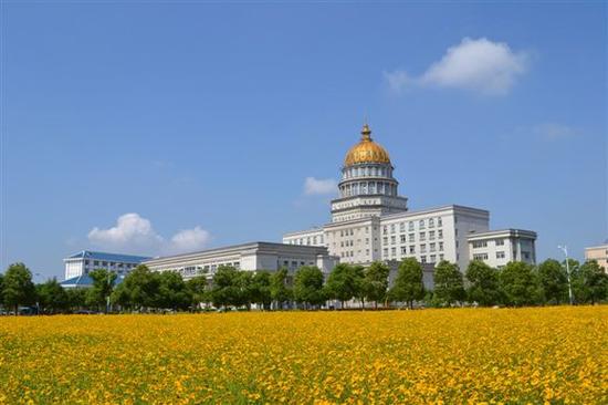 南昌西到江西外语外贸-第2张图片-花冠旅游服务