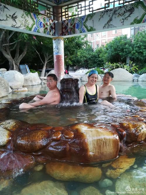 新疆维族浴池有何独特文化习俗?-第3张图片-花冠旅游服务 新疆维族浴池有何独特文化习俗?-第3张图片-花冠旅游服务