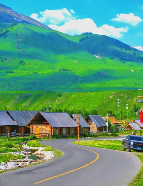 8月新疆热吗？气温怎么样？-第2张图片-花冠旅游服务