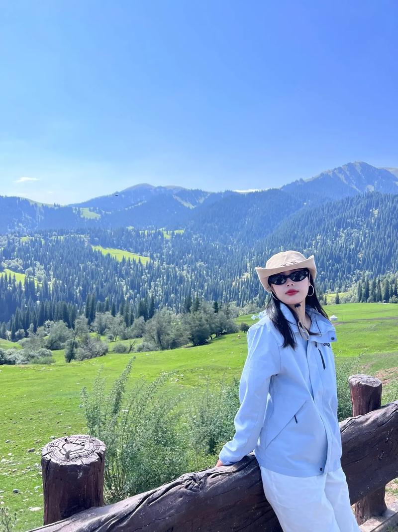 一个人的新疆，独行还是遇见？-第3张图片-花冠旅游服务