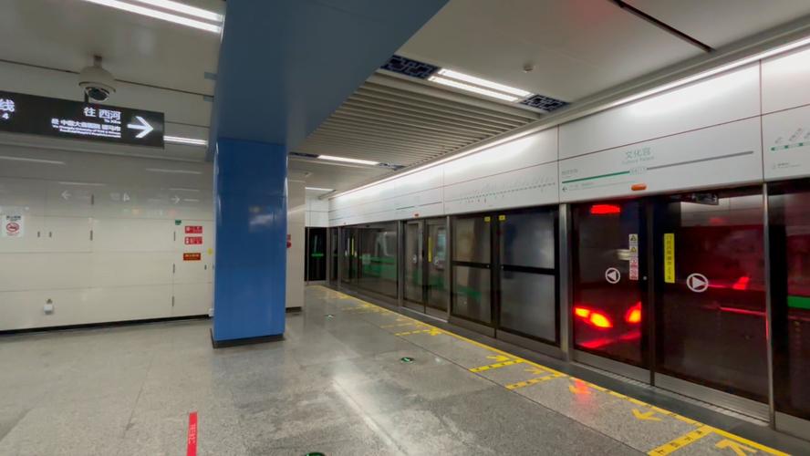 成都4号线清江西路站有什么特别之处？-第2张图片-花冠旅游服务