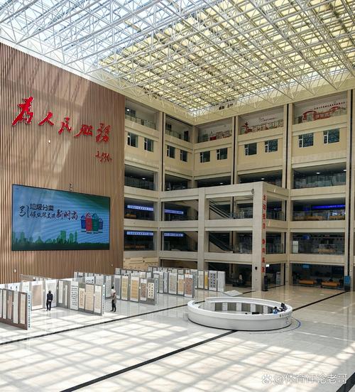 新疆可可托海矿医院有何特殊之处？-第1张图片-花冠旅游服务